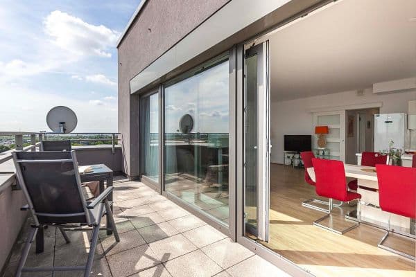 3 bedroom with open-plan kitchen flat for sale, 116 m², Chlebovická, Praha 3 bedroom with open-plan kitchen flat for sale, 116 m², Chlebovická, Praha