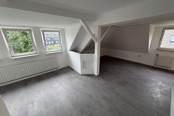 3 bedroom flat to rent, 79 m², Wuppertal Cronenberg, North Rhine-Westphalia 3 bedroom flat to rent, 79 m², Wuppertal Cronenberg, North Rhine-Westphalia