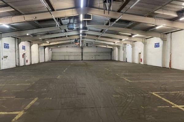 non-residential property to rent, 2,400 m², Im Gewerbepark 1, Hunderdorf non-residential property to rent, 2,400 m², Im Gewerbepark 1, Hunderdorf