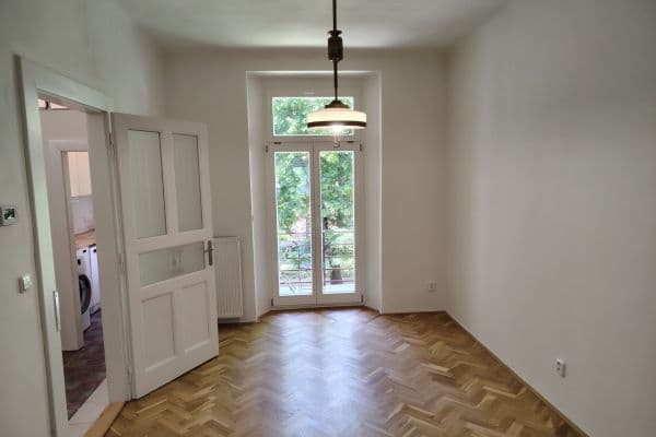 2 bedroom flat to rent, 52 m², Táborská, Praha 2 bedroom flat to rent, 52 m², Táborská, Praha