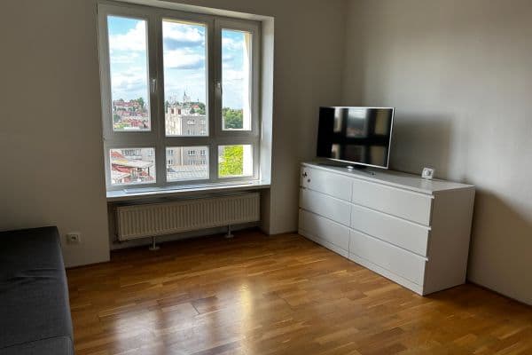 Studio flat to rent, 27 m², Šlikova, Praha Studio flat to rent, 27 m², Šlikova, Praha