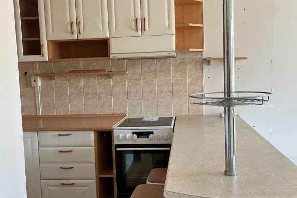 1 bedroom with open-plan kitchen flat for sale, 38 m², Okružní, Vsetín 1 bedroom with open-plan kitchen flat for sale, 38 m², Okružní, Vsetín