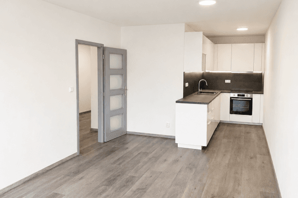 2 bedroom with open-plan kitchen flat to rent, 67 m², Janovská, Praha 2 bedroom with open-plan kitchen flat to rent, 67 m², Janovská, Praha