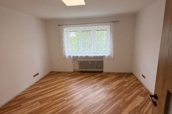 Studio flat for sale, 23 m², Matouše Václavka, Vsetín, Zlínský Region Studio flat for sale, 23 m², Matouše Václavka, Vsetín, Zlínský Region