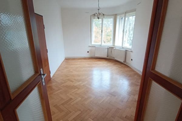 3 bedroom flat to rent, 89 m², Kapitána Jaroše, Plzeň, Plzeňský Region 3 bedroom flat to rent, 89 m², Kapitána Jaroše, Plzeň, Plzeňský Region
