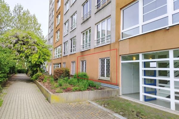 non-residential property for sale, 31 m², Bašteckého, Praha non-residential property for sale, 31 m², Bašteckého, Praha