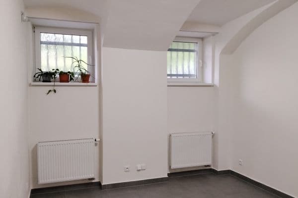 non-residential property to rent, 15 m², Bořivojova, Praha non-residential property to rent, 15 m², Bořivojova, Praha