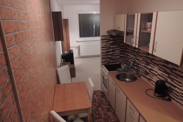 Studio flat to rent, 28 m², Vlnařská, Liberec Studio flat to rent, 28 m², Vlnařská, Liberec