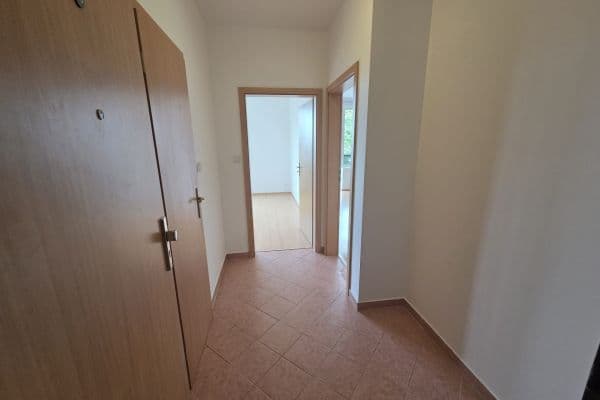 1 bedroom with open-plan kitchen flat to rent, 45 m², Werichova, Praha 1 bedroom with open-plan kitchen flat to rent, 45 m², Werichova, Praha
