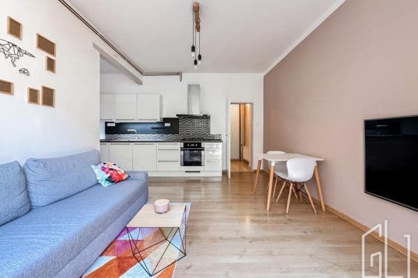 1 bedroom with open-plan kitchen flat for sale, 50 m², Veleslavínská, Praha 1 bedroom with open-plan kitchen flat for sale, 50 m², Veleslavínská, Praha