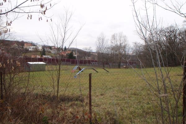 plot to rent, 300 m², Čelákovická, Praha plot to rent, 300 m², Čelákovická, Praha