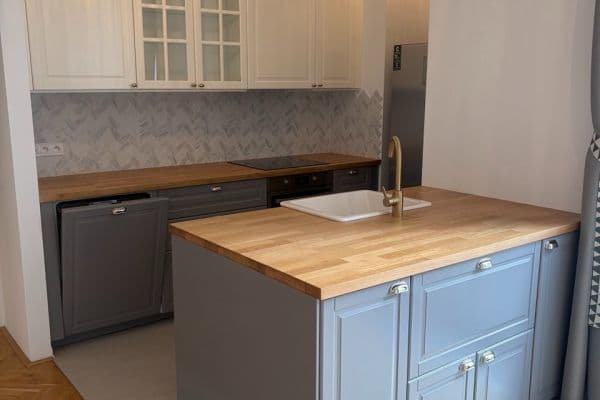 2 bedroom with open-plan kitchen flat to rent, 73 m², Pod Jalovým dvorem, Praha 2 bedroom with open-plan kitchen flat to rent, 73 m², Pod Jalovým dvorem, Praha