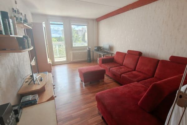 3 bedroom flat for sale, 67 m², Krynická, Praha 3 bedroom flat for sale, 67 m², Krynická, Praha