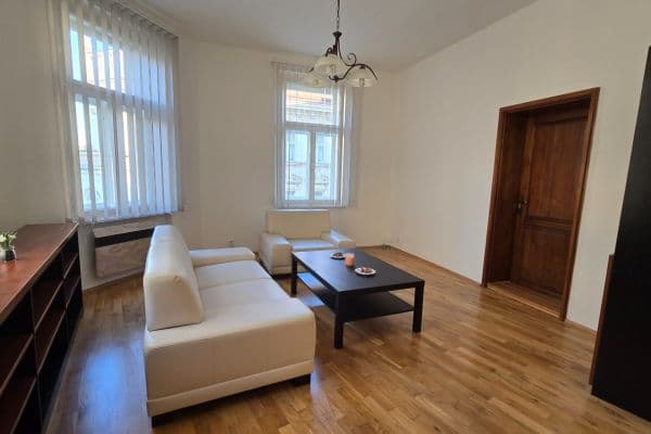 2 bedroom with open-plan kitchen flat to rent, 67 m², Koubkova, Praha 2 bedroom with open-plan kitchen flat to rent, 67 m², Koubkova, Praha