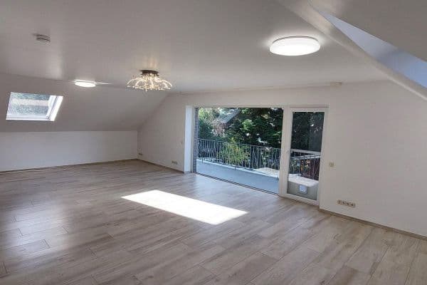1 bedroom with open-plan kitchen flat to rent, 117 m², Ratingen 1 bedroom with open-plan kitchen flat to rent, 117 m², Ratingen