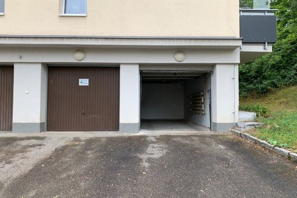 garage to rent, 16 m², Štorkánova, Praha garage to rent, 16 m², Štorkánova, Praha