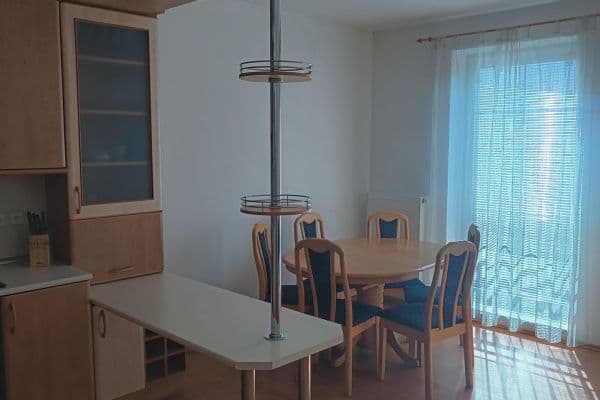 2 bedroom with open-plan kitchen flat to rent, 73 m², Radyňská, Plzeň 2 bedroom with open-plan kitchen flat to rent, 73 m², Radyňská, Plzeň