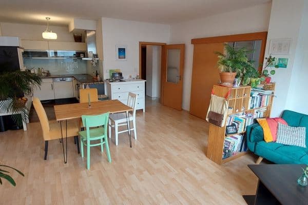 1 bedroom with open-plan kitchen flat to rent, 62 m², V Háji, Praha 1 bedroom with open-plan kitchen flat to rent, 62 m², V Háji, Praha