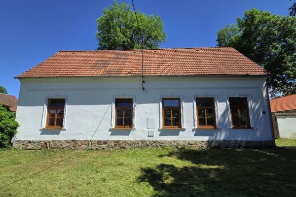 house for sale, 968 m², Kamenice nad Lipou house for sale, 968 m², Kamenice nad Lipou