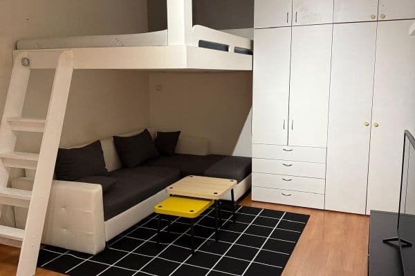 Studio flat to rent, 31 m², Brodského, Praha Studio flat to rent, 31 m², Brodského, Praha