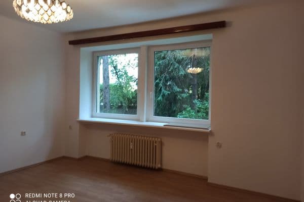 Studio flat to rent, 29 m², Patočkova, Praha Studio flat to rent, 29 m², Patočkova, Praha