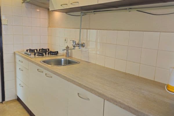 3 bedroom with open-plan kitchen flat to rent, 72 m², Jabloňová, Praha 3 bedroom with open-plan kitchen flat to rent, 72 m², Jabloňová, Praha