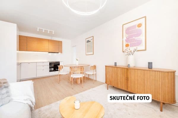 3 bedroom with open-plan kitchen flat for sale, 90 m², Bryksova, Praha 3 bedroom with open-plan kitchen flat for sale, 90 m², Bryksova, Praha