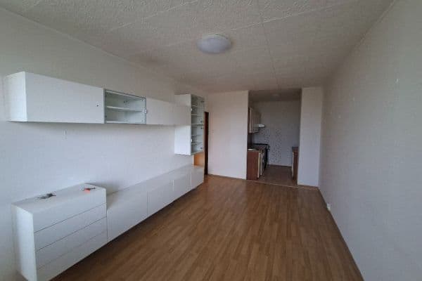 1 bedroom with open-plan kitchen flat for sale, 42 m², Doubravická, Praha 1 bedroom with open-plan kitchen flat for sale, 42 m², Doubravická, Praha