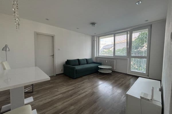 3 bedroom flat to rent, 63 m², Na Revíne, Nové Mesto 3 bedroom flat to rent, 63 m², Na Revíne, Nové Mesto