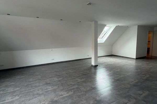 1 bedroom flat to rent, 106 m², Heddesheim 1 bedroom flat to rent, 106 m², Heddesheim