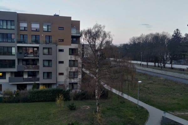 Studio flat to rent, 35 m², Hrašeho, Praha Studio flat to rent, 35 m², Hrašeho, Praha