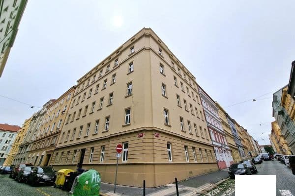 Studio flat to rent, 12 m², Umělecká, Prague, Prague Studio flat to rent, 12 m², Umělecká, Prague, Prague