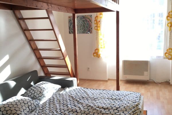 Studio flat for sale, 29 m², Na Folimance, Praha Studio flat for sale, 29 m², Na Folimance, Praha