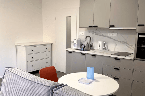Studio flat to rent, 30 m², Nad Kolčavkou, Praha Studio flat to rent, 30 m², Nad Kolčavkou, Praha