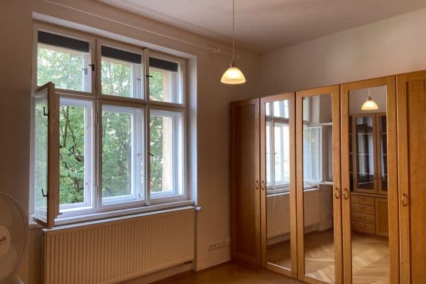 2 bedroom flat to rent, 58 m², Národní obrany, Praha 2 bedroom flat to rent, 58 m², Národní obrany, Praha
