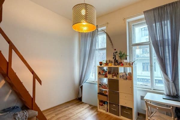 1 bedroom flat to rent, 42 m², Husitská, Praha 1 bedroom flat to rent, 42 m², Husitská, Praha