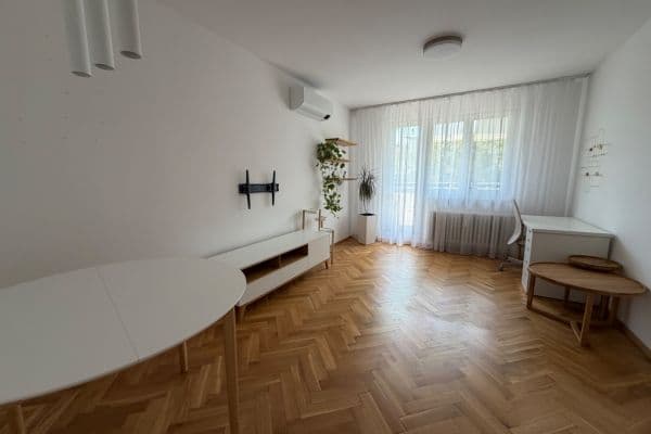 2 bedroom flat to rent, 58 m², Práčská, Praha 2 bedroom flat to rent, 58 m², Práčská, Praha