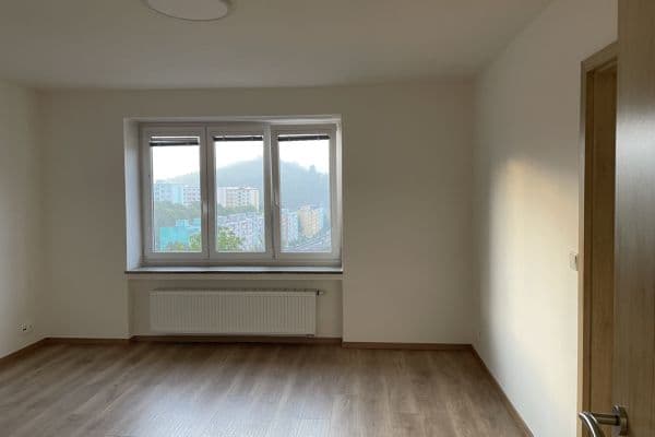 3 bedroom flat to rent, 58 m², Opletalova, Adamov 3 bedroom flat to rent, 58 m², Opletalova, Adamov