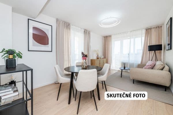 3 bedroom with open-plan kitchen flat for sale, 74 m², Pod Lipami, Praha 3 bedroom with open-plan kitchen flat for sale, 74 m², Pod Lipami, Praha