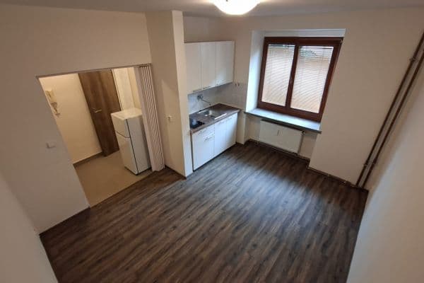 Studio flat to rent, 25 m², Slovákova, Brno Studio flat to rent, 25 m², Slovákova, Brno