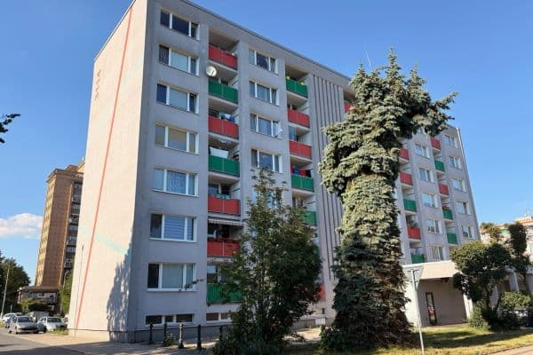 1 bedroom with open-plan kitchen flat to rent, 47 m², Moskevská, Kladno 1 bedroom with open-plan kitchen flat to rent, 47 m², Moskevská, Kladno