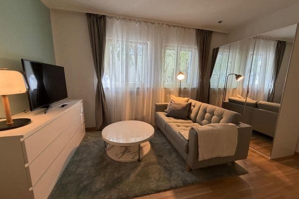 1 bedroom flat to rent, 31 m², Stuttgart, Baden-Württemberg 1 bedroom flat to rent, 31 m², Stuttgart, Baden-Württemberg