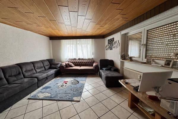 3 bedroom with open-plan kitchen flat to rent, 137 m², Sprendlinger Strasse 5, Pfaffen-Schwabenheim 3 bedroom with open-plan kitchen flat to rent, 137 m², Sprendlinger Strasse 5, Pfaffen-Schwabenheim