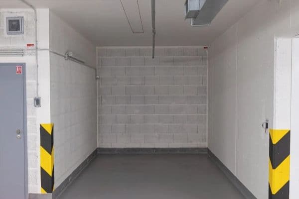 garage to rent, 20 m², Poděbradská, Praha garage to rent, 20 m², Poděbradská, Praha