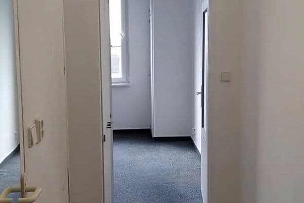 Studio flat to rent, 21 m², Trnovská, Pardubice, Pardubický Region Studio flat to rent, 21 m², Trnovská, Pardubice, Pardubický Region