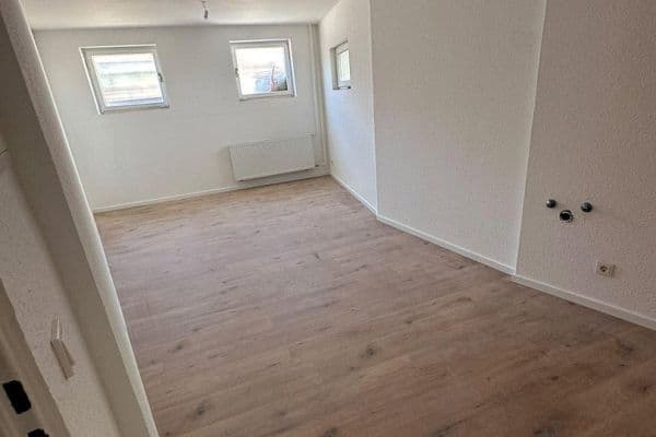 2 bedroom flat to rent, 35 m², Naheweinstrasse 66, Laubenheim 2 bedroom flat to rent, 35 m², Naheweinstrasse 66, Laubenheim