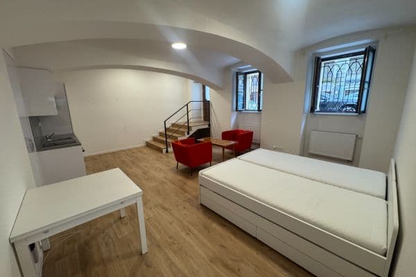 Studio flat to rent, 44 m², Rubešova, Praha Studio flat to rent, 44 m², Rubešova, Praha