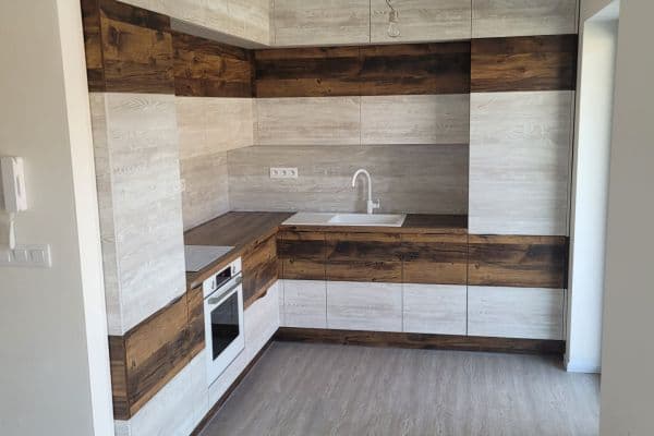 2 bedroom with open-plan kitchen flat to rent, 76 m², Smetanova, Zlín 2 bedroom with open-plan kitchen flat to rent, 76 m², Smetanova, Zlín