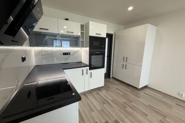 2 bedroom with open-plan kitchen flat for sale, 60 m², Brandlova, Hodonín, Jihomoravský Region 2 bedroom with open-plan kitchen flat for sale, 60 m², Brandlova, Hodonín, Jihomoravský Region
