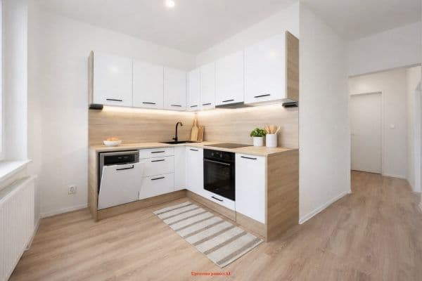3 bedroom flat to rent, 66 m², Žákovská, Havířov-Město 3 bedroom flat to rent, 66 m², Žákovská, Havířov-Město